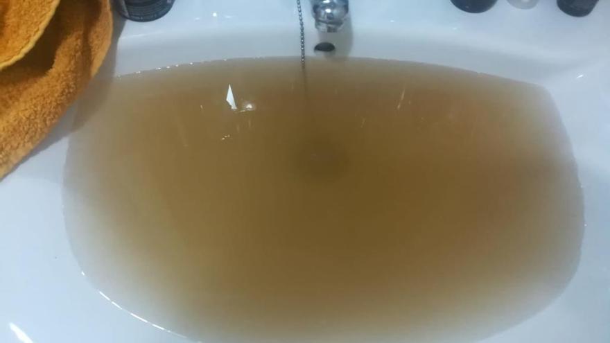 agua turbia